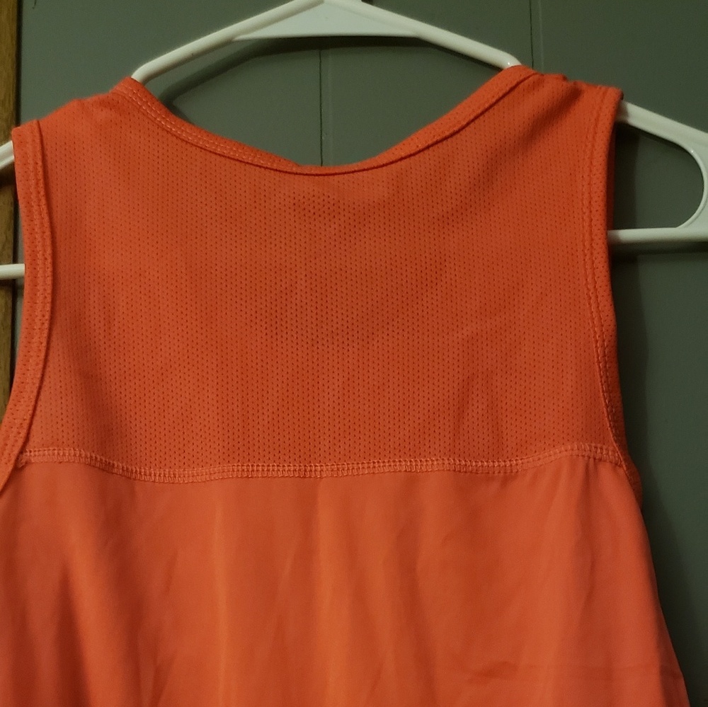 Tank top - Picture 2 of 3